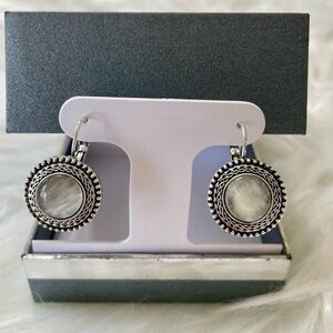 Earrings Round Gray Pearly Cabochon With Silver Tone Woven Detail Dangle